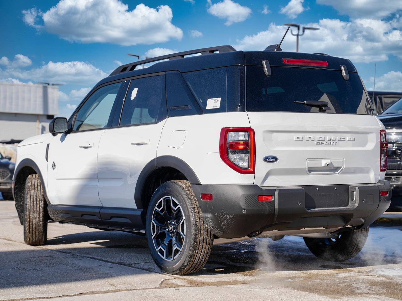 2025 Ford Bronco Sport Outer Banks | SUN ROOF | LEATHER | BUILT IN NAVI Photo