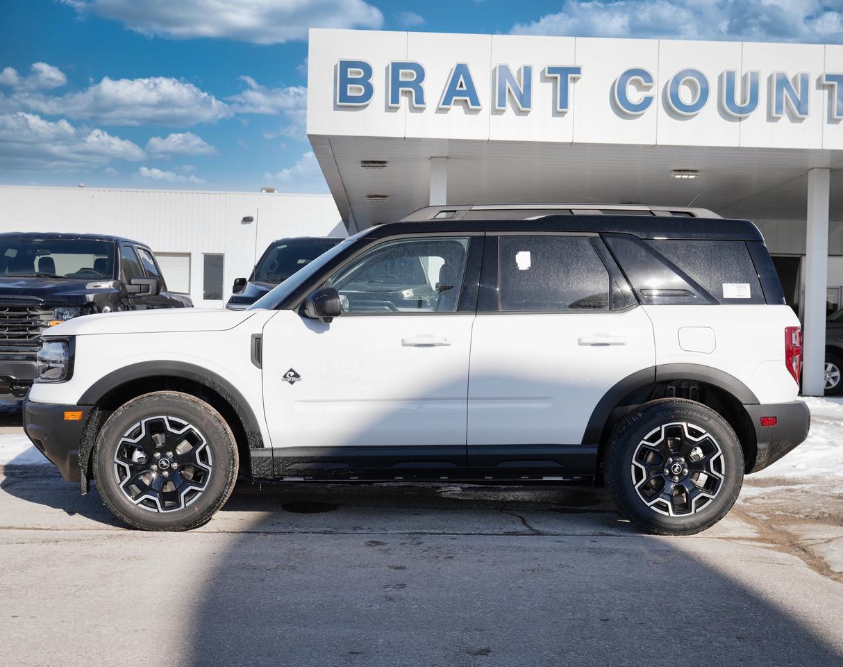 2025 Ford Bronco Sport Outer Banks | SUN ROOF | LEATHER | BUILT IN NAVI Photo