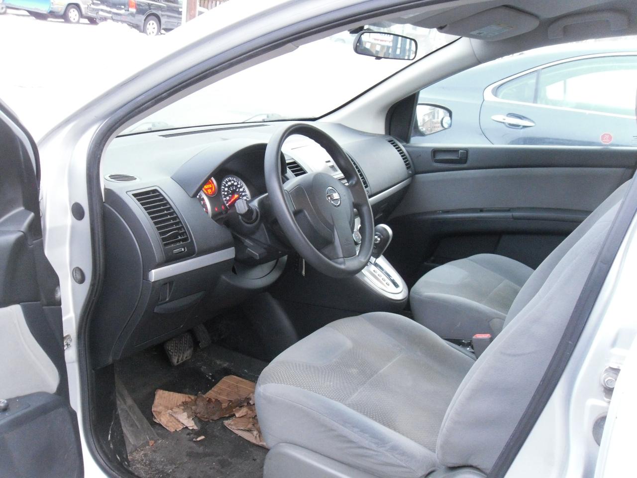 2010 Nissan Sentra 4DR SDN I4 CVT 2.0 Photo