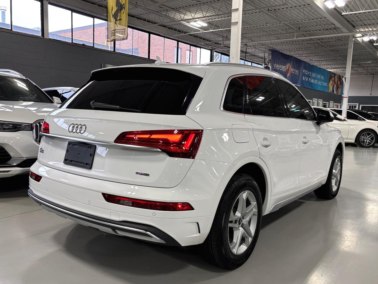 2021 Audi Q5 Komfort|QUATTRO|BROWNLEATHER|BACKCAM|HEATEDSTEER|+ Photo3