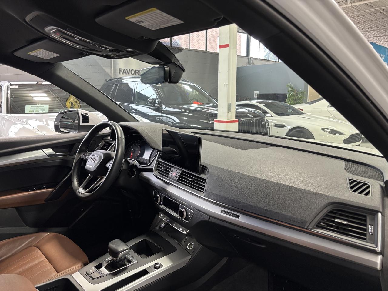 2021 Audi Q5 Komfort|QUATTRO|BROWNLEATHER|BACKCAM|HEATEDSTEER|+ Photo
