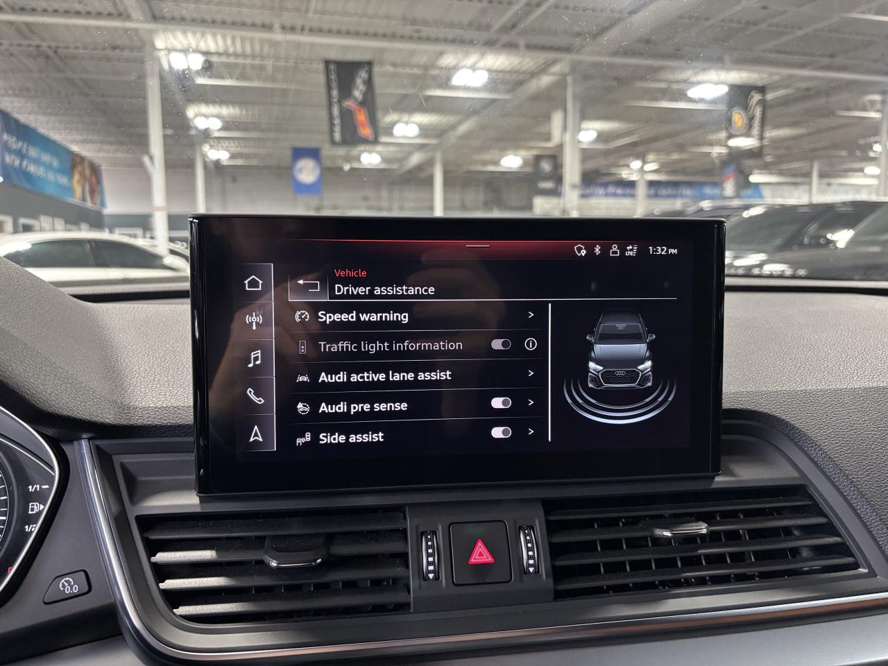 2021 Audi Q5 Komfort|QUATTRO|BROWNLEATHER|BACKCAM|HEATEDSTEER|+ Photo