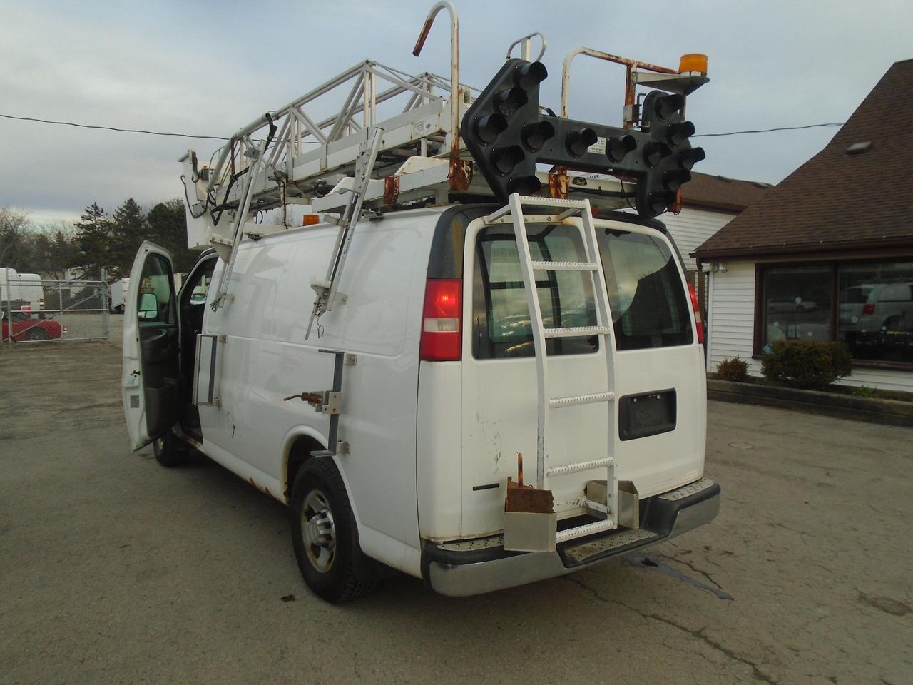 2011 Chevrolet Express Bucket Truck RWD 3500 35 Feet High Photo