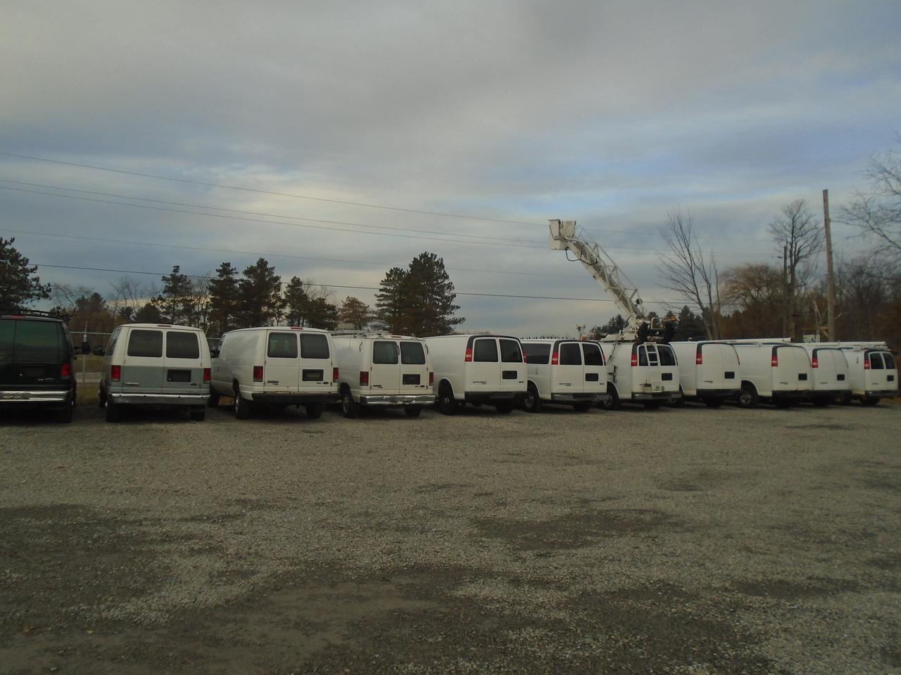 2011 Chevrolet Express Bucket Truck RWD 3500 35 Feet High Photo