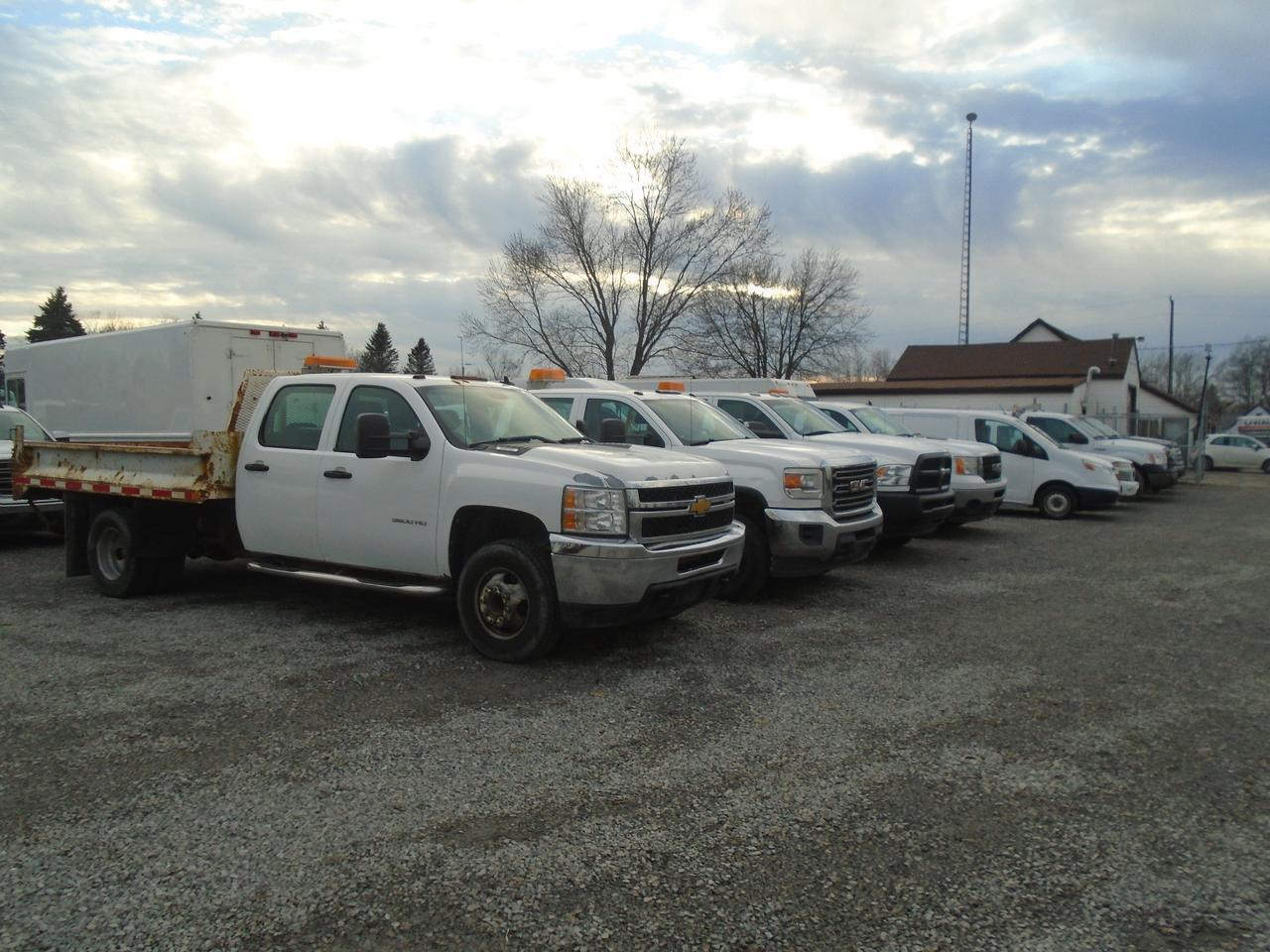 2011 Chevrolet Express Bucket Truck RWD 3500 35 Feet High Photo