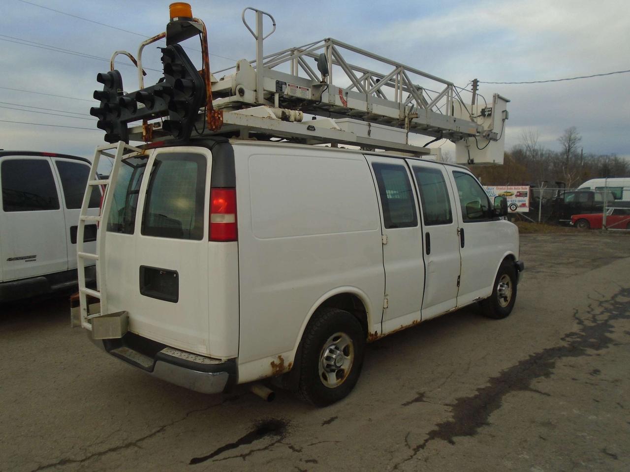 2011 Chevrolet Express 3500 Bucket Truck RWD 3500 35 Feet High Photo