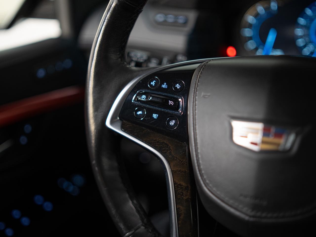 2018 Cadillac Escalade ESV PLATINUM | ENTERTAINMENT PKG | 7 PASS | 22 IN Photo