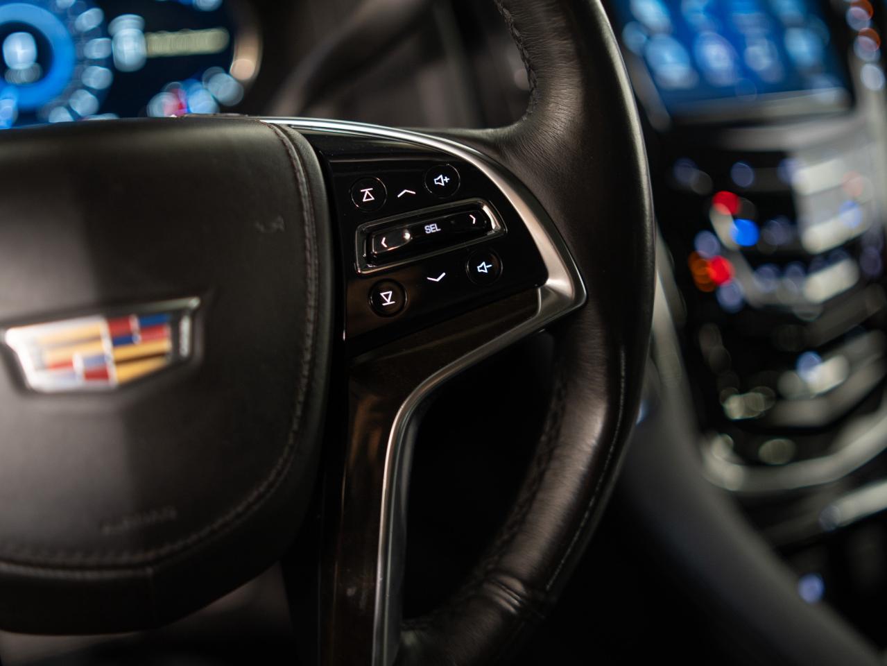 2018 Cadillac Escalade ESV PLATINUM | ENTERTAINMENT PKG | 7 PASS | 22 IN Photo