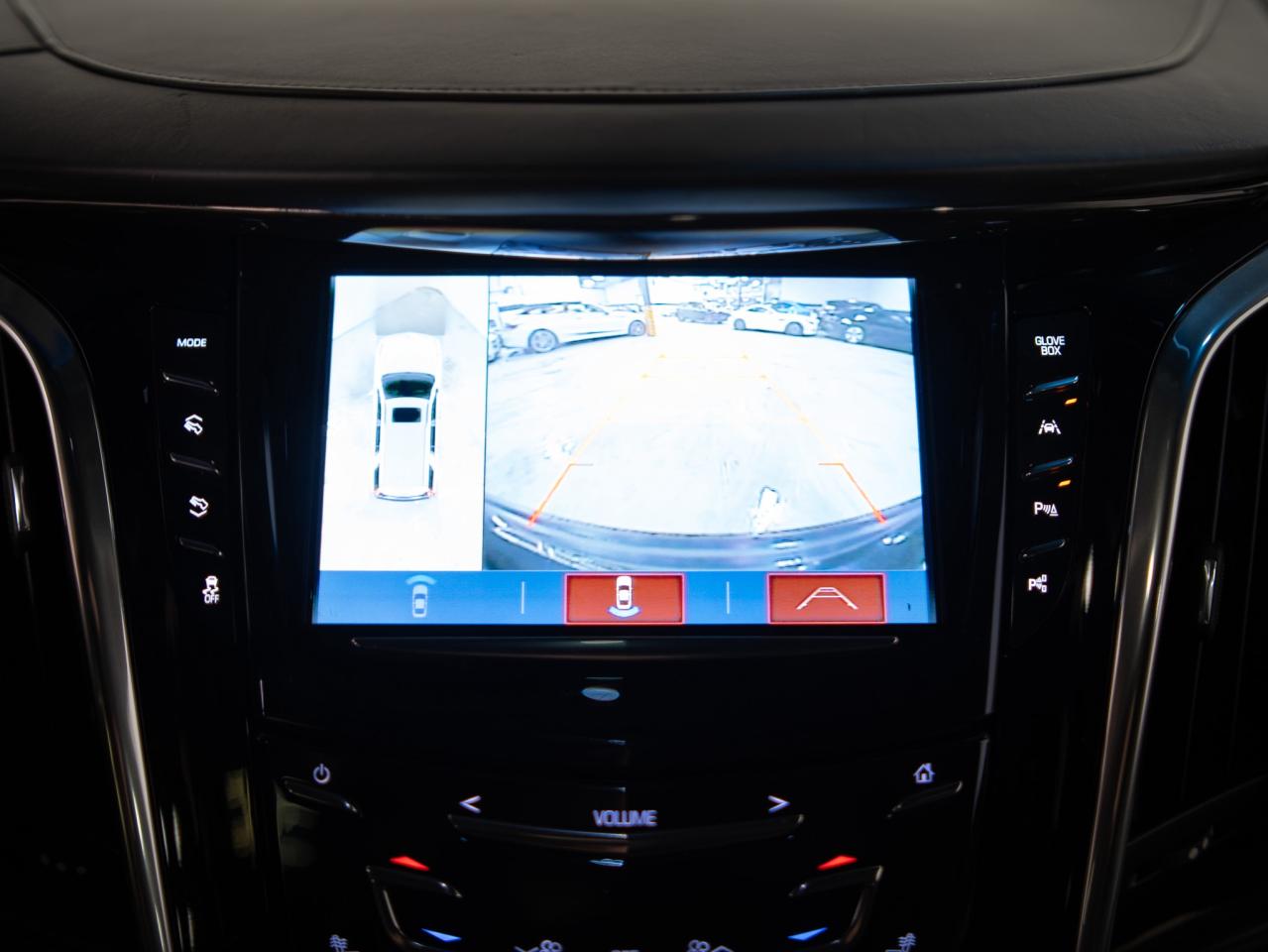 2018 Cadillac Escalade ESV PLATINUM | ENTERTAINMENT PKG | 7 PASS | 22 IN Photo