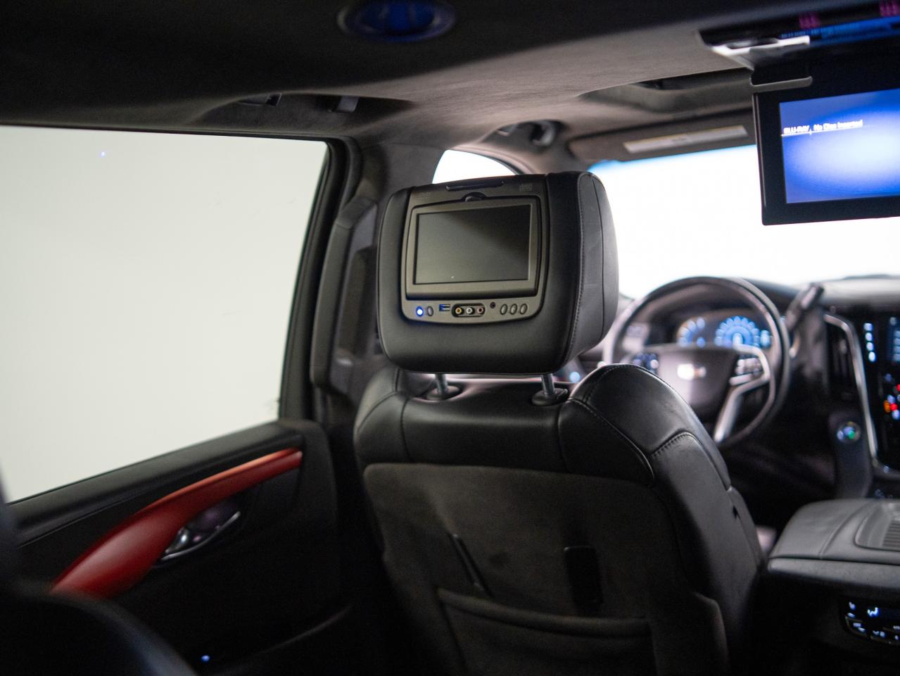 2018 Cadillac Escalade ESV PLATINUM | ENTERTAINMENT PKG | 7 PASS | 22 IN Photo