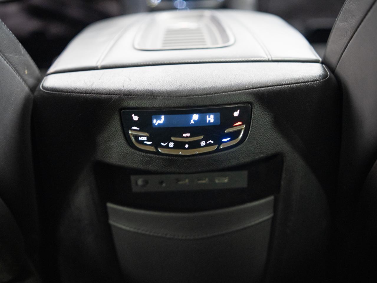 2018 Cadillac Escalade ESV PLATINUM | ENTERTAINMENT PKG | 7 PASS | 22 IN Photo