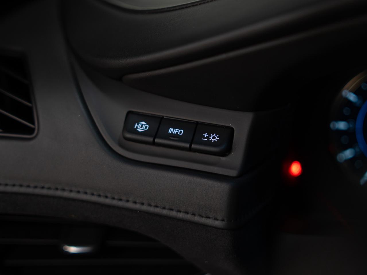 2018 Cadillac Escalade ESV PLATINUM | ENTERTAINMENT PKG | 7 PASS | 22 IN Photo