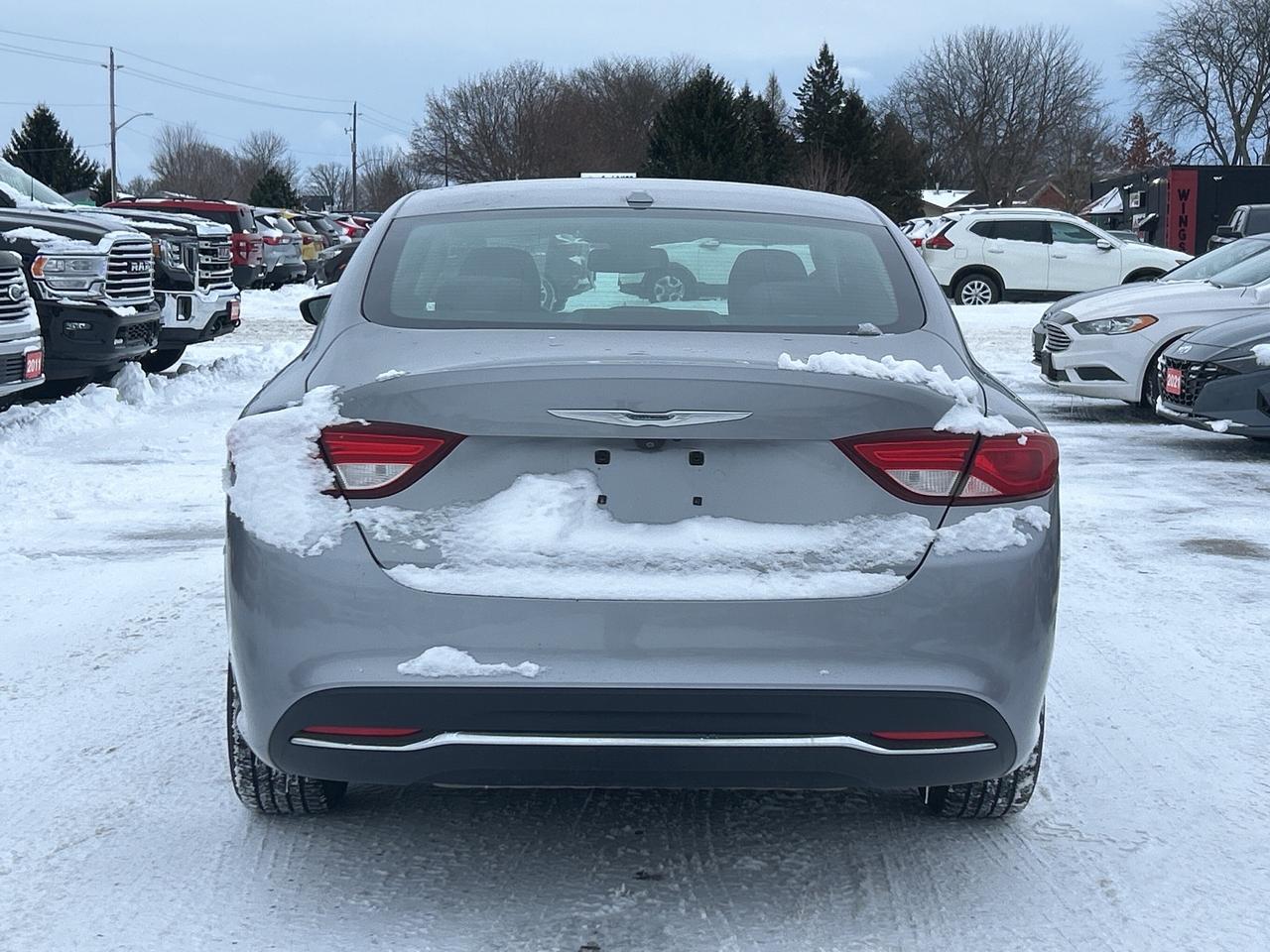 2015 Chrysler 200 LTD, HEATED SEATS, BACK UP CAMERA, REMOTE START! - Photo #6