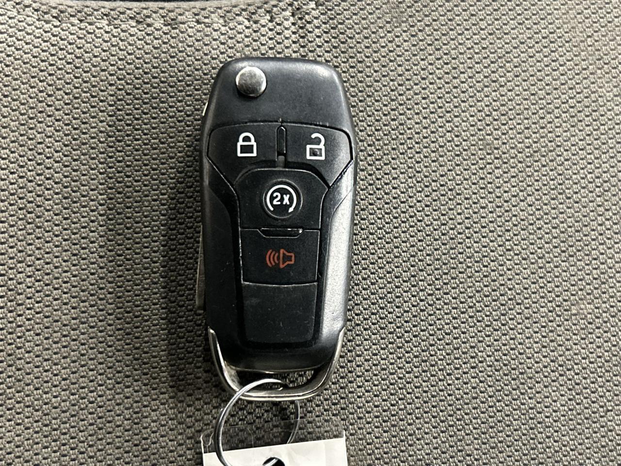 2019 Ford F-150 XLT 4x4 | 5.0L V8 | CREW | CARPLAY | REMOTE START Photo