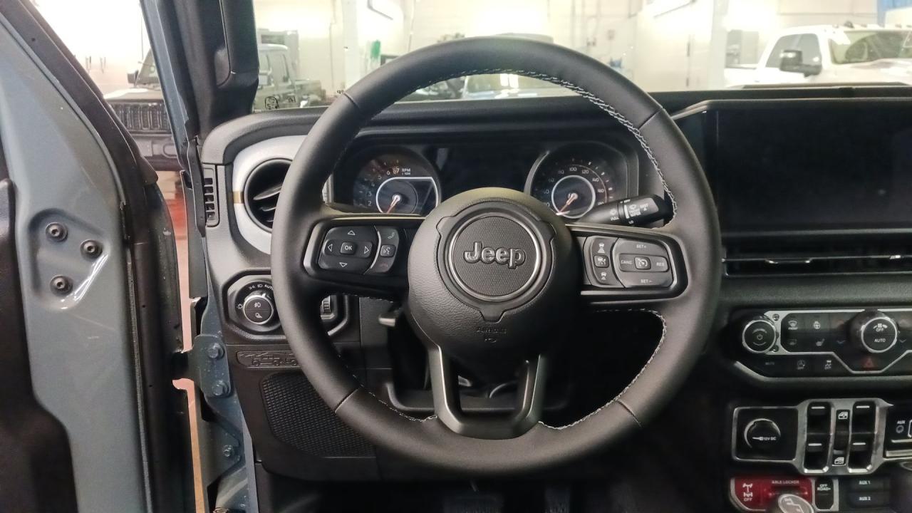 2026 Jeep Gladiator Willys 4x4 Photo