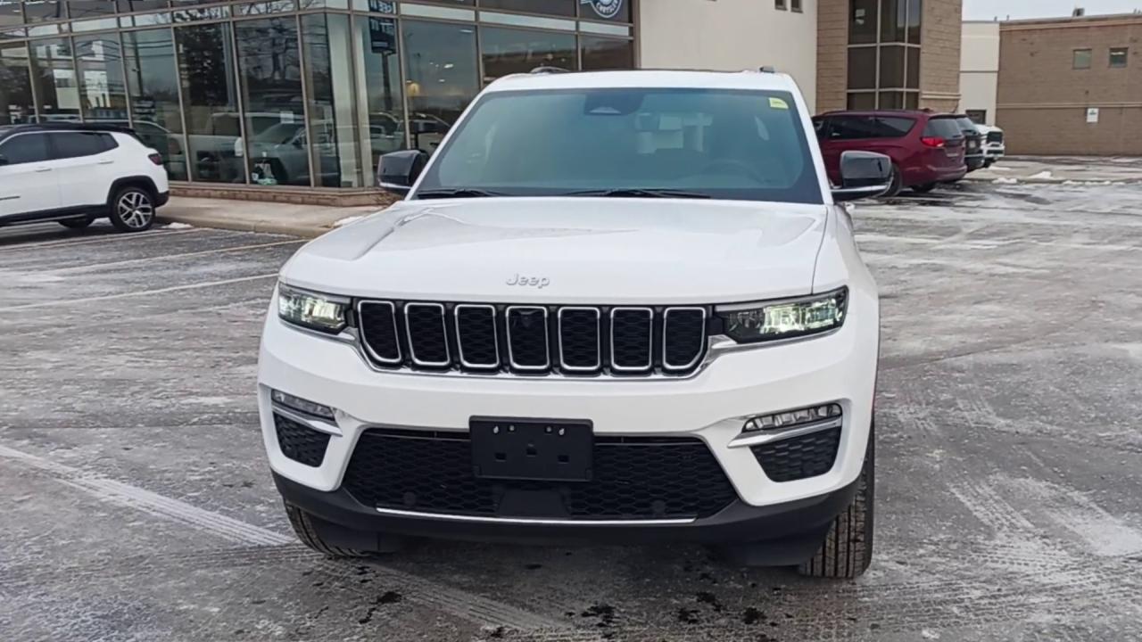 2025 Jeep Grand Cherokee LIMITED 4X4 Photo