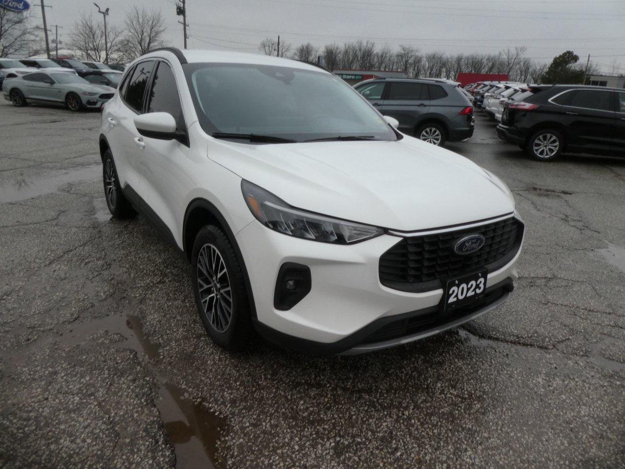2023 Ford Escape PHEV Photo