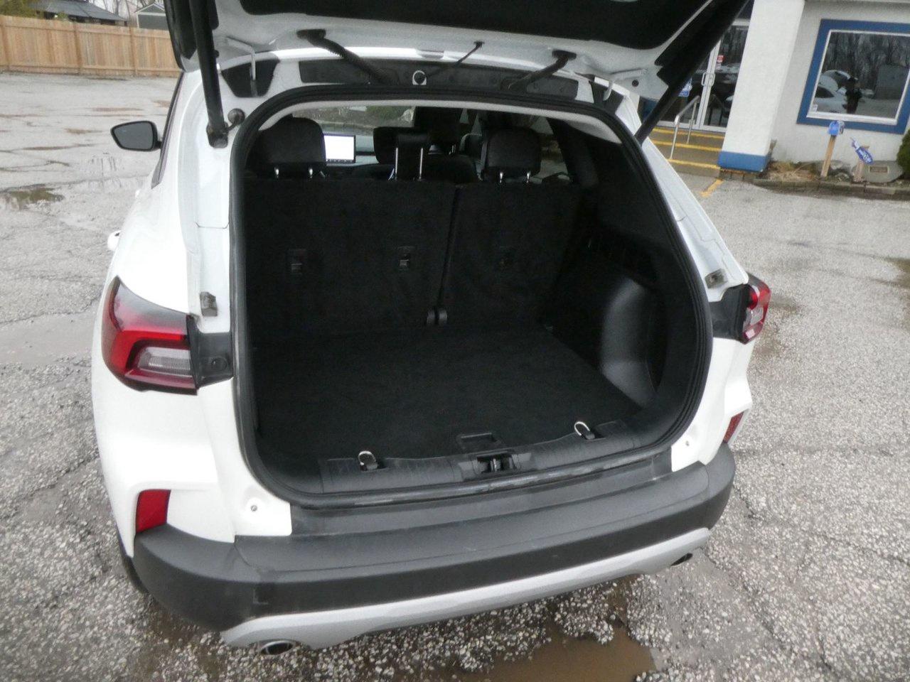 2023 Ford Escape PHEV Photo