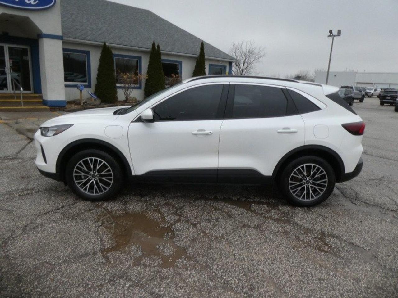 2023 Ford Escape Plug-In Hybrid Base Photo