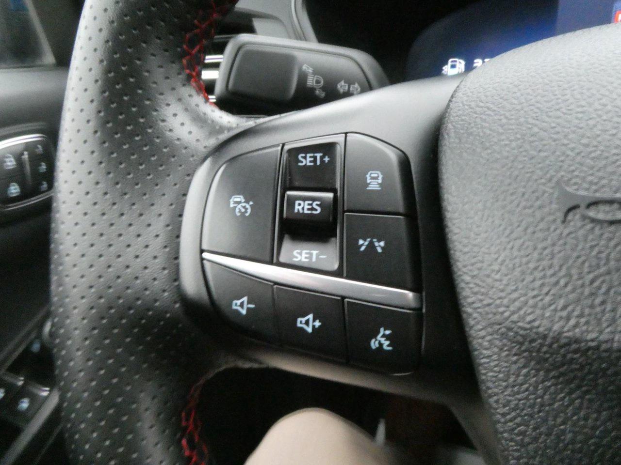 2023 Ford Escape ST LINE ST-LINE E Photo