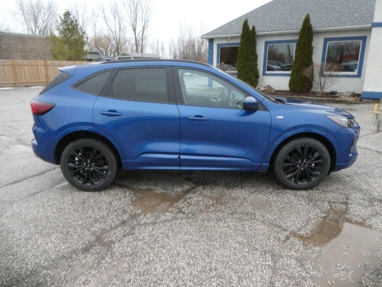 2023 Ford Escape Hybrid ST-LINE ELITE Photo