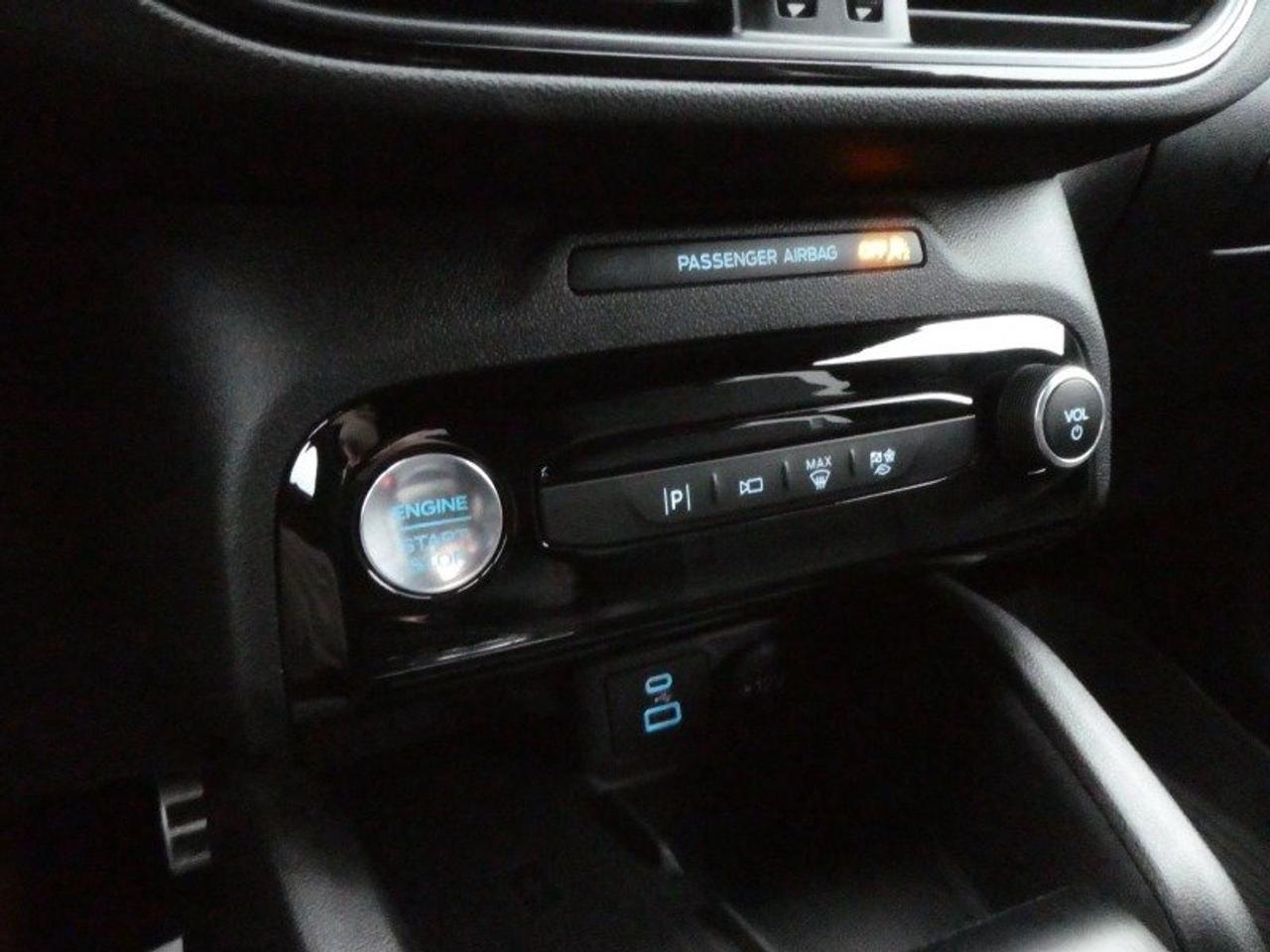 2023 Ford Escape Hybrid ST-LINE ELITE Photo