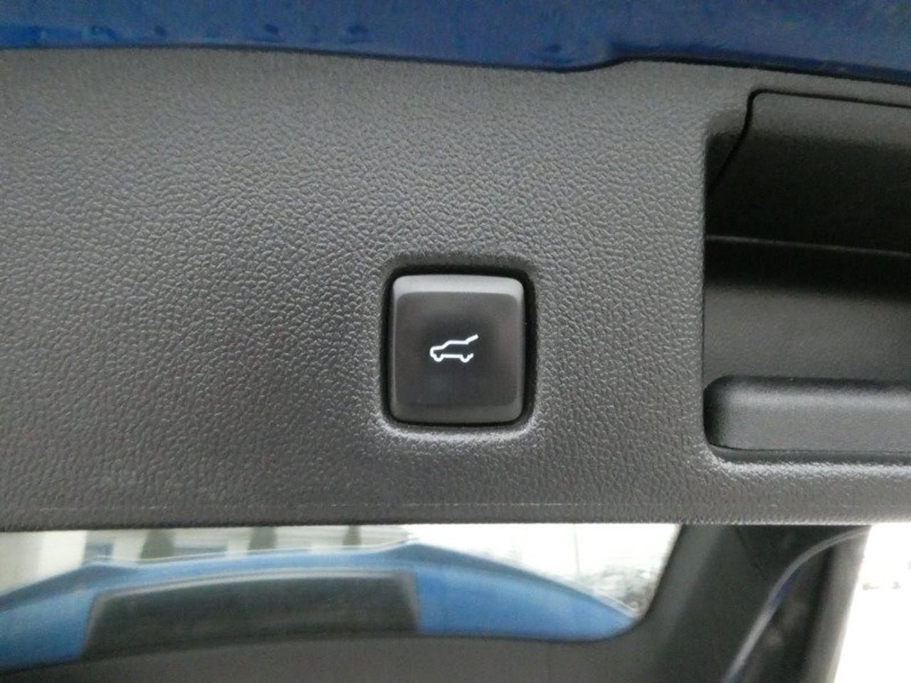 2023 Ford Escape Hybrid ST-LINE ELITE Photo