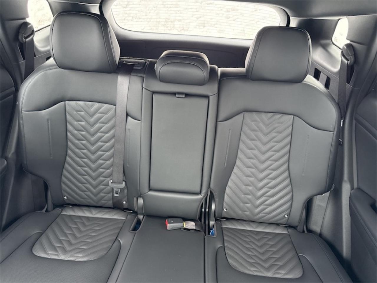 2026 Kia Sportage X-Line AWD  Heated Steering Wheel Photo