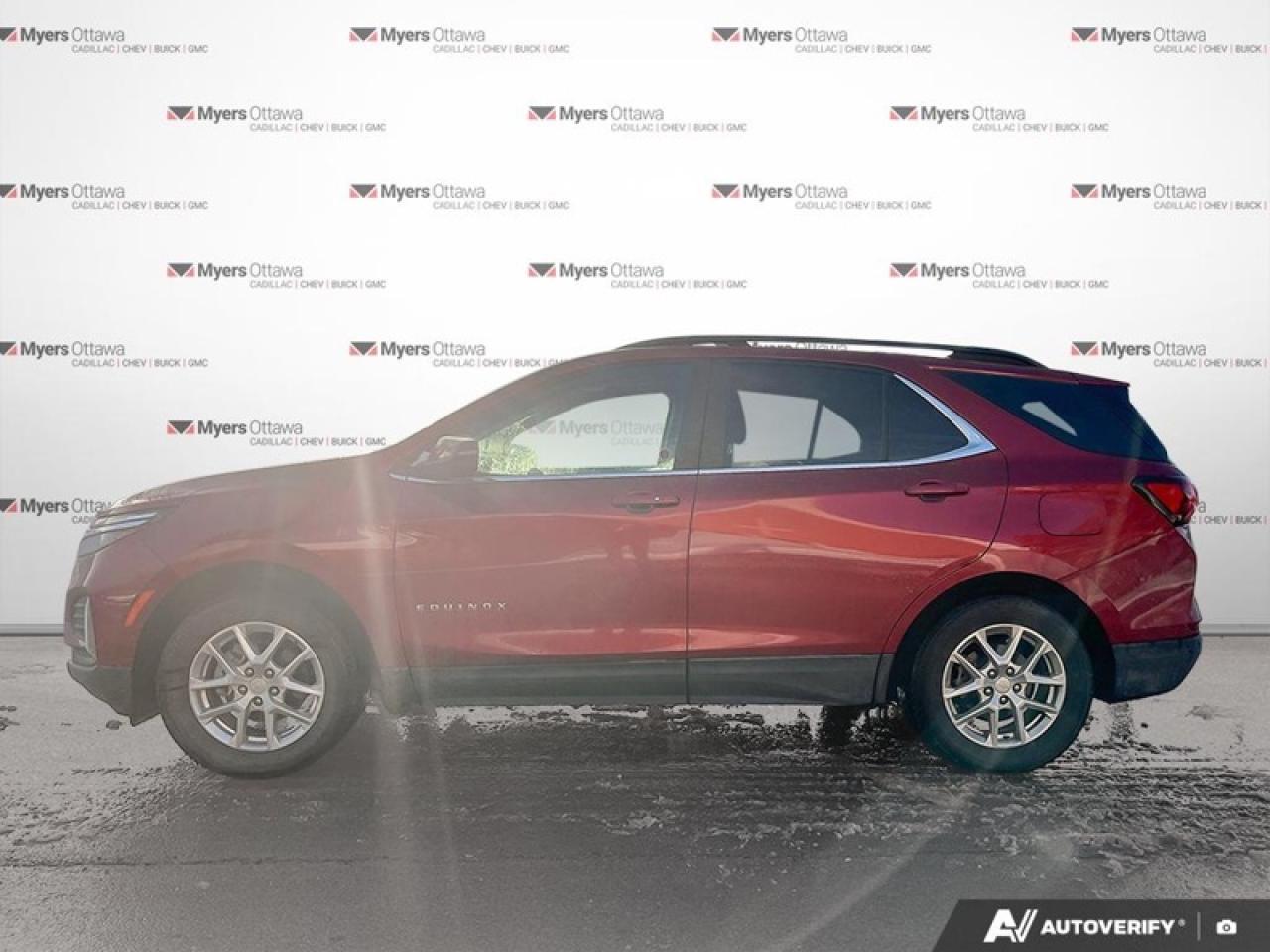 2022 Chevrolet Equinox LT True North Edition  LT, AWD, SUNROOF, TRUE NORTH Photo2