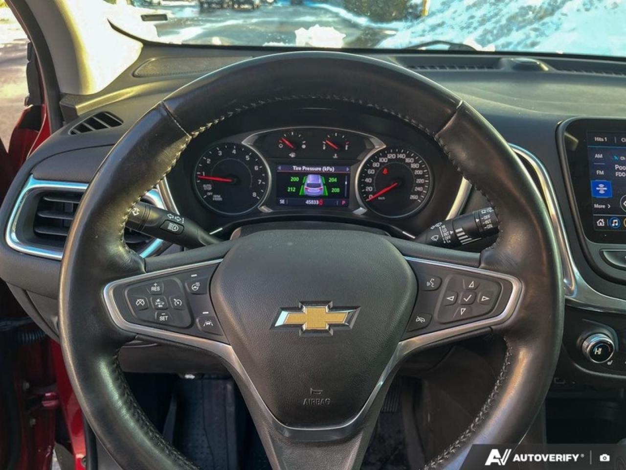 2022 Chevrolet Equinox LT True North Edition  LT, AWD, SUNROOF, TRUE NORTH Photo