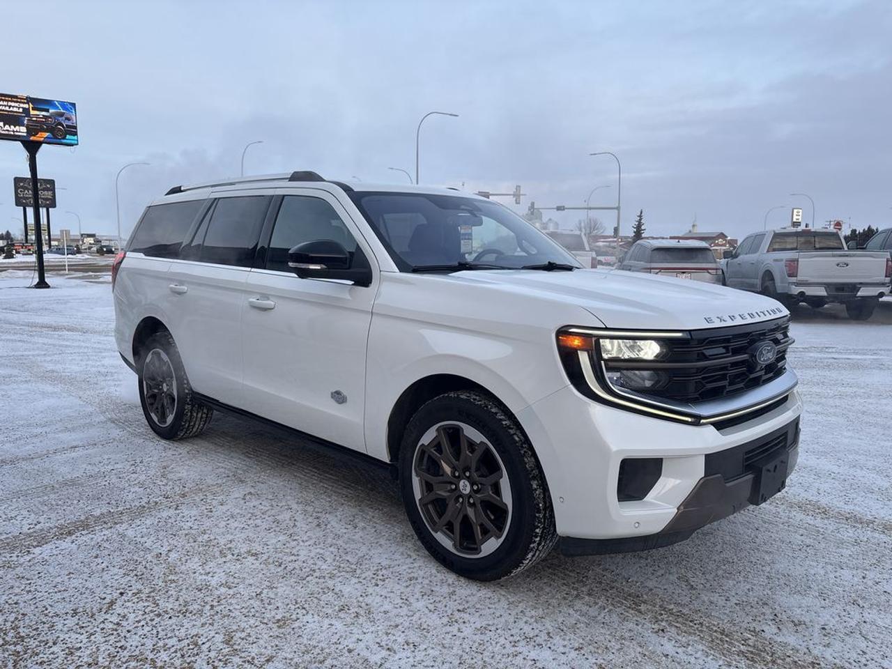 2025 Ford Expedition KING RANCH Photo0