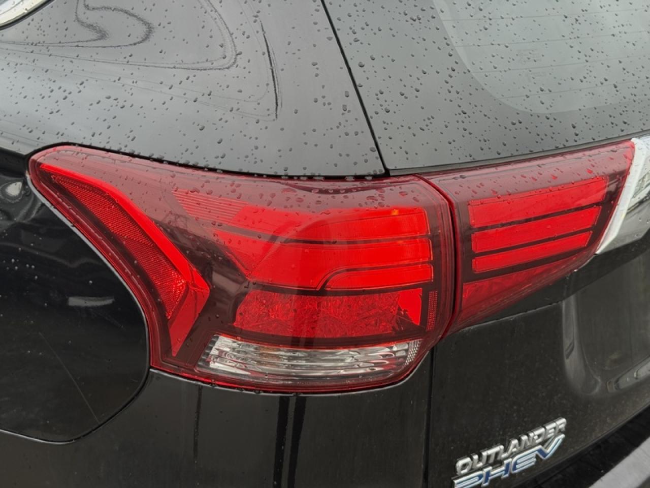 2020 Mitsubishi Outlander Phev SE  - Heated Seats Photo