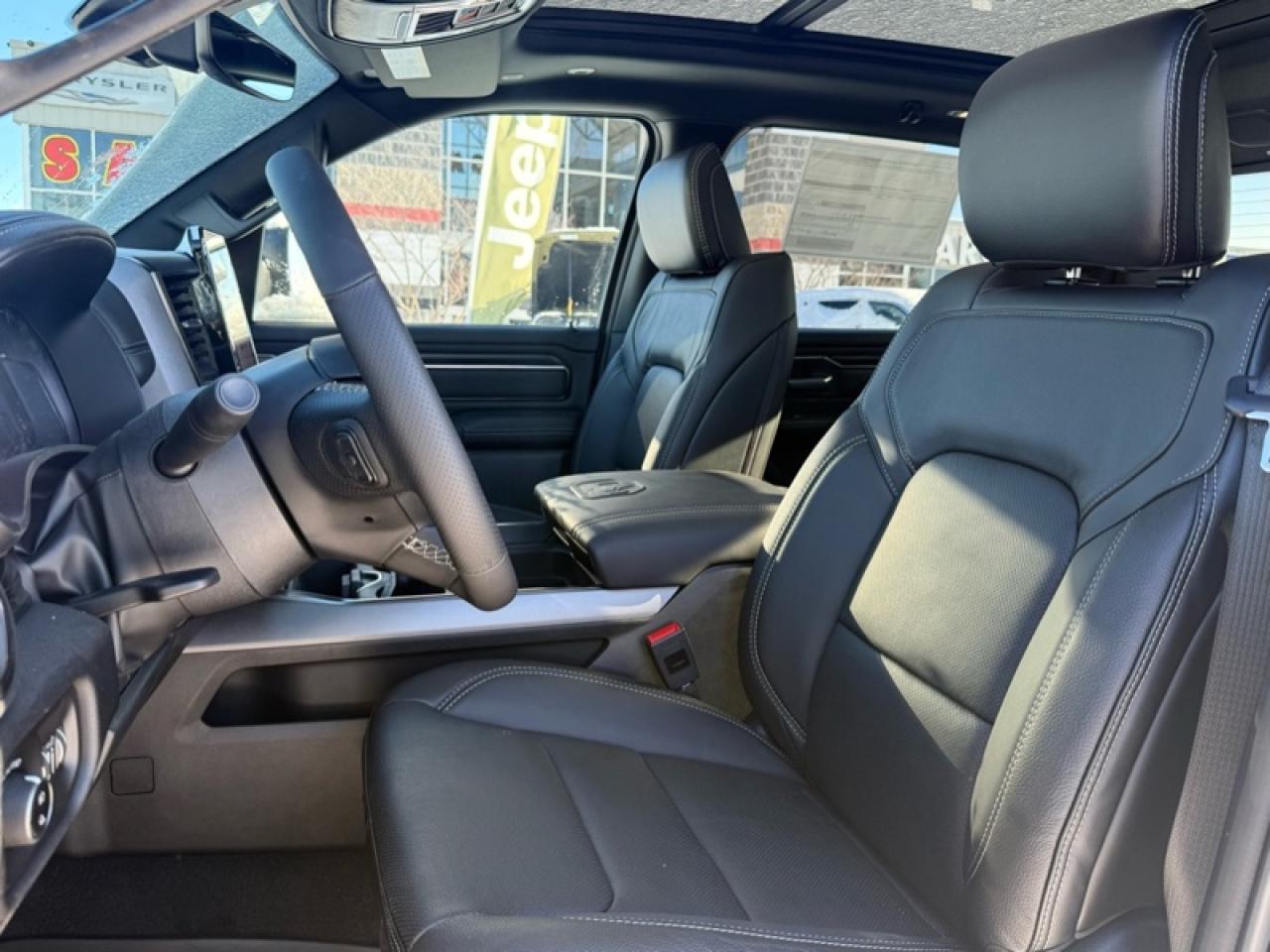 2026 RAM 1500 Sport  - Leather Seats - Night Edition Photo
