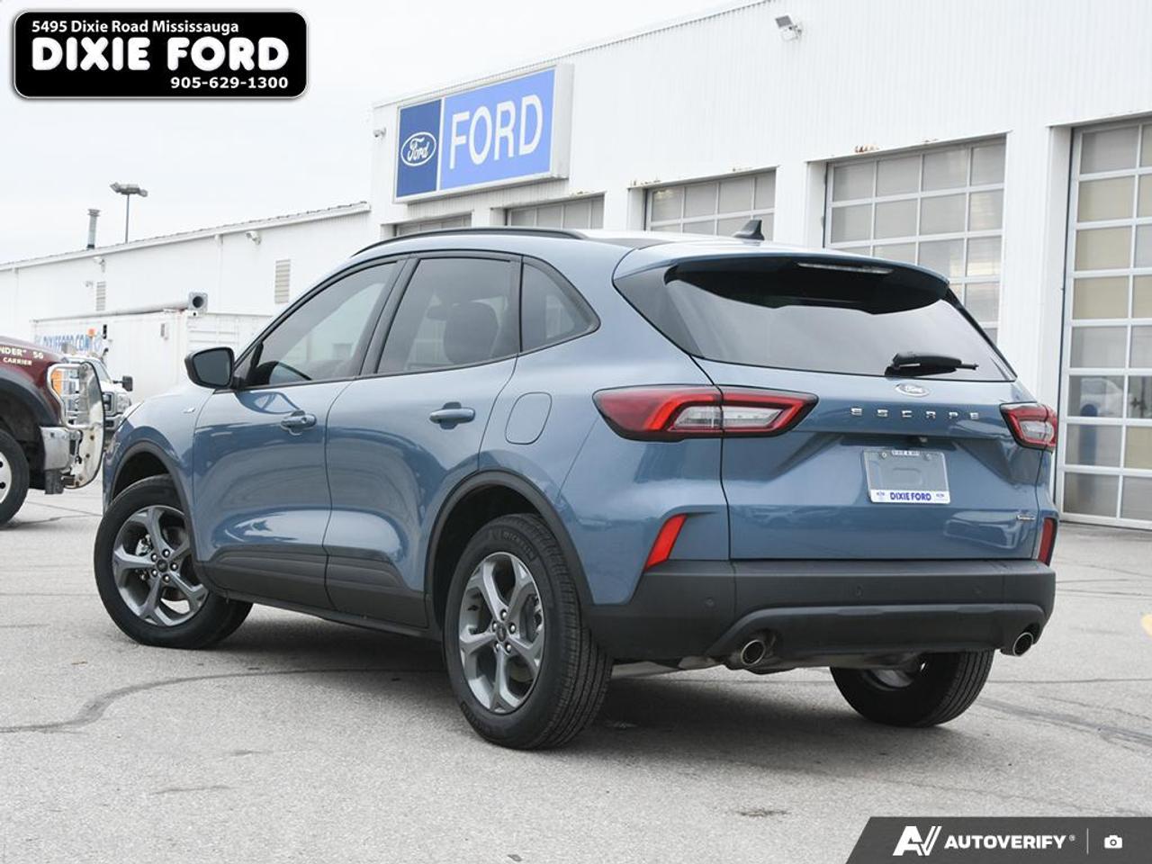2025 Ford Escape ST-Line Photo3