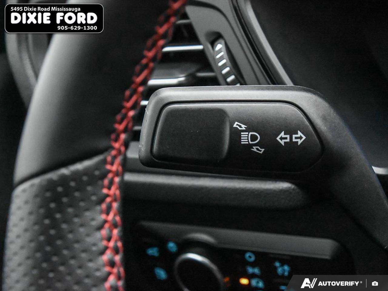 2025 Ford Escape ST-Line Photo