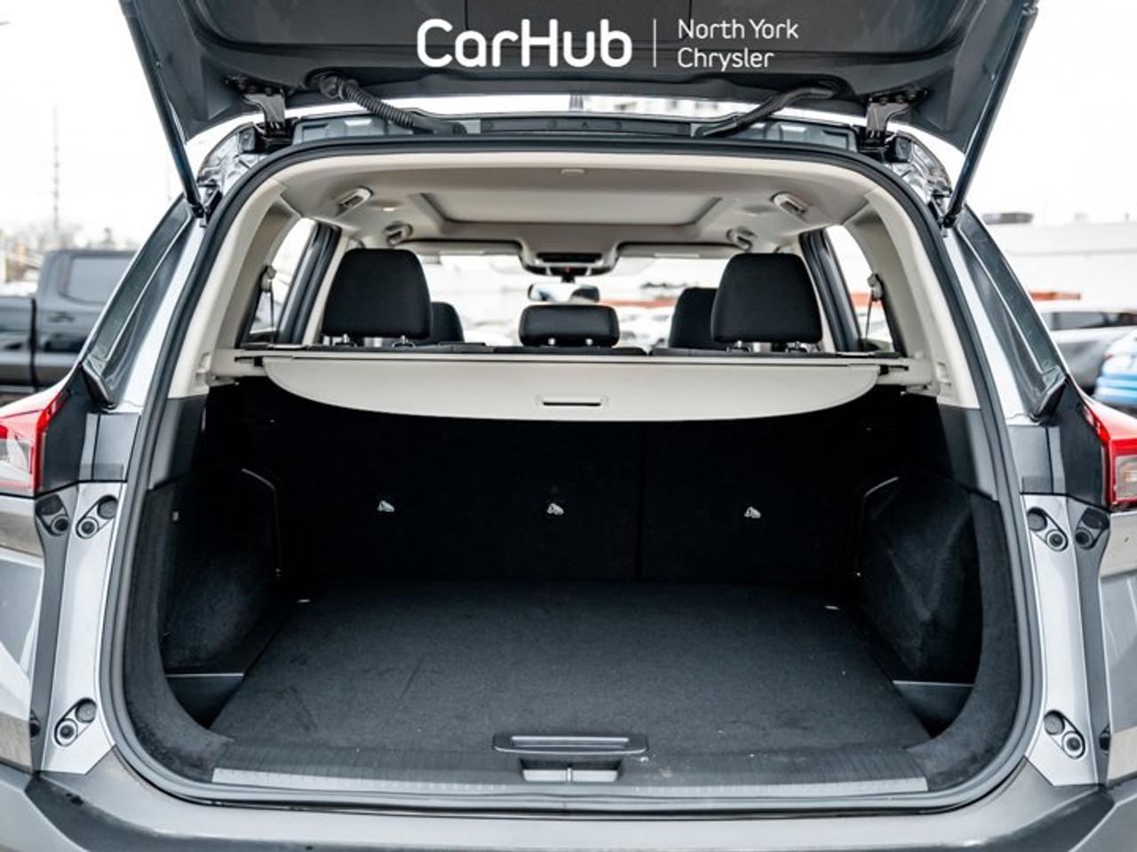 2023 Nissan Rogue SV Moonroof, Blind Spot, Aerial View Camera, Collision Mitigation Photo