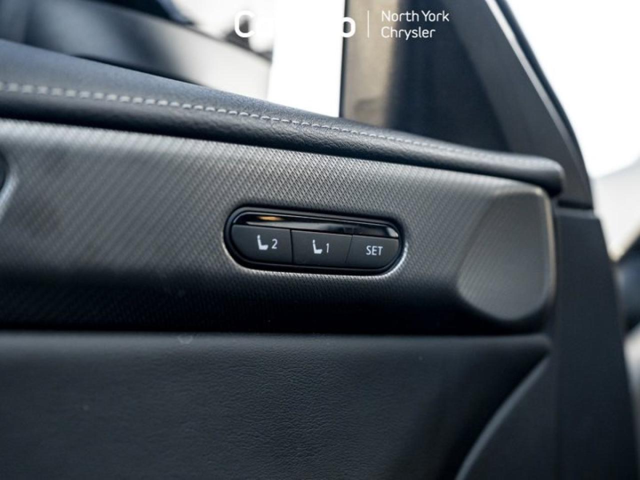 2024 Infiniti QX60 LUXE 7 Seater Sunroof 360 Camera Navi Heated Seats Photo