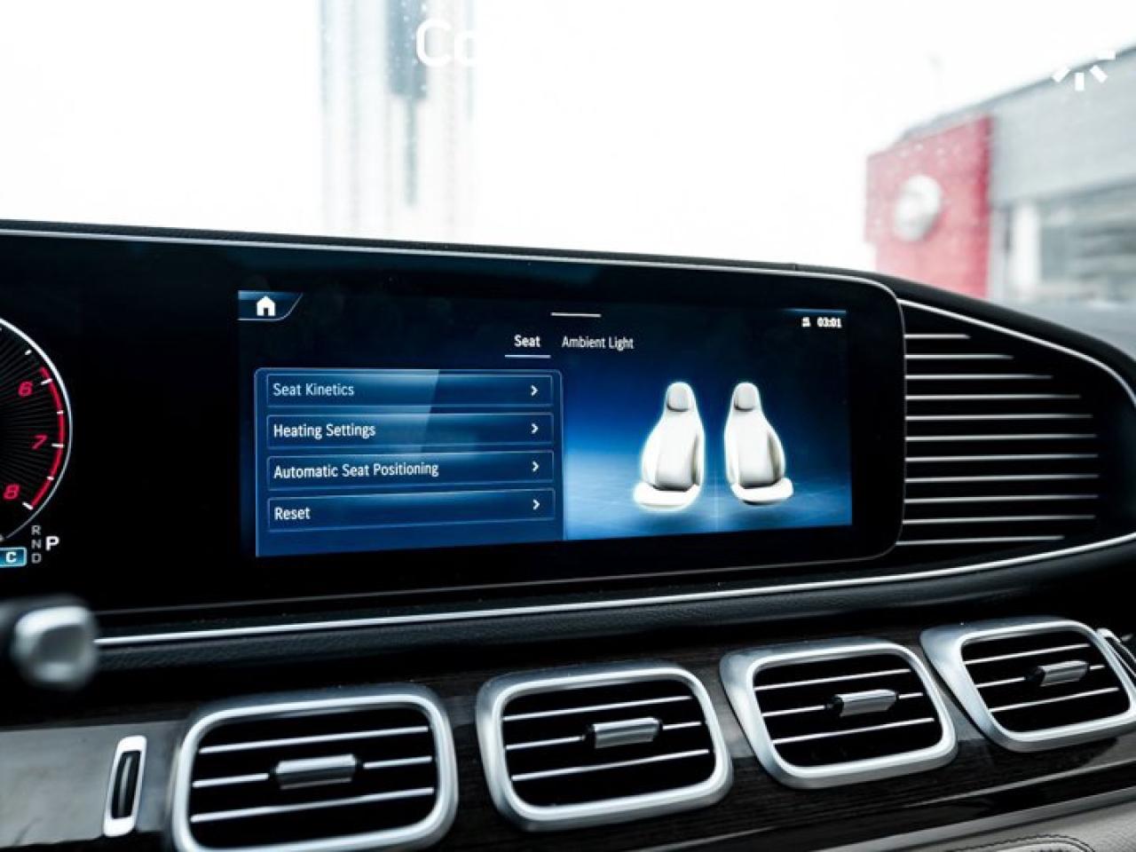 2024 Mercedes-Benz GLE 450 4MATIC Coupe Panoroof Burmester Audio Heated Vented Seats Photo