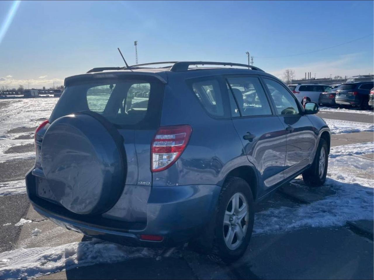 2010 Toyota RAV4 I4 Photo3
