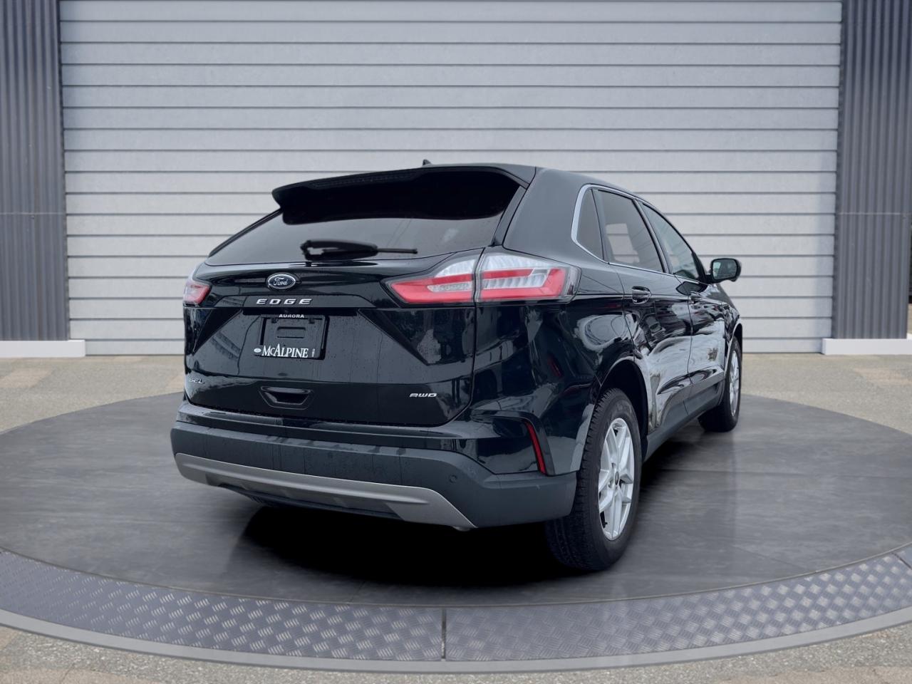 2023 Ford Edge SEL Photo