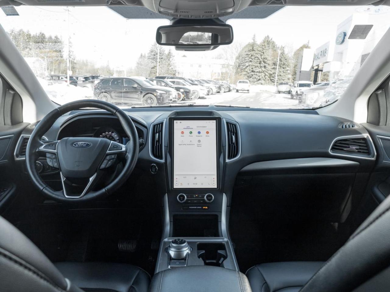 2023 Ford Edge SEL Photo