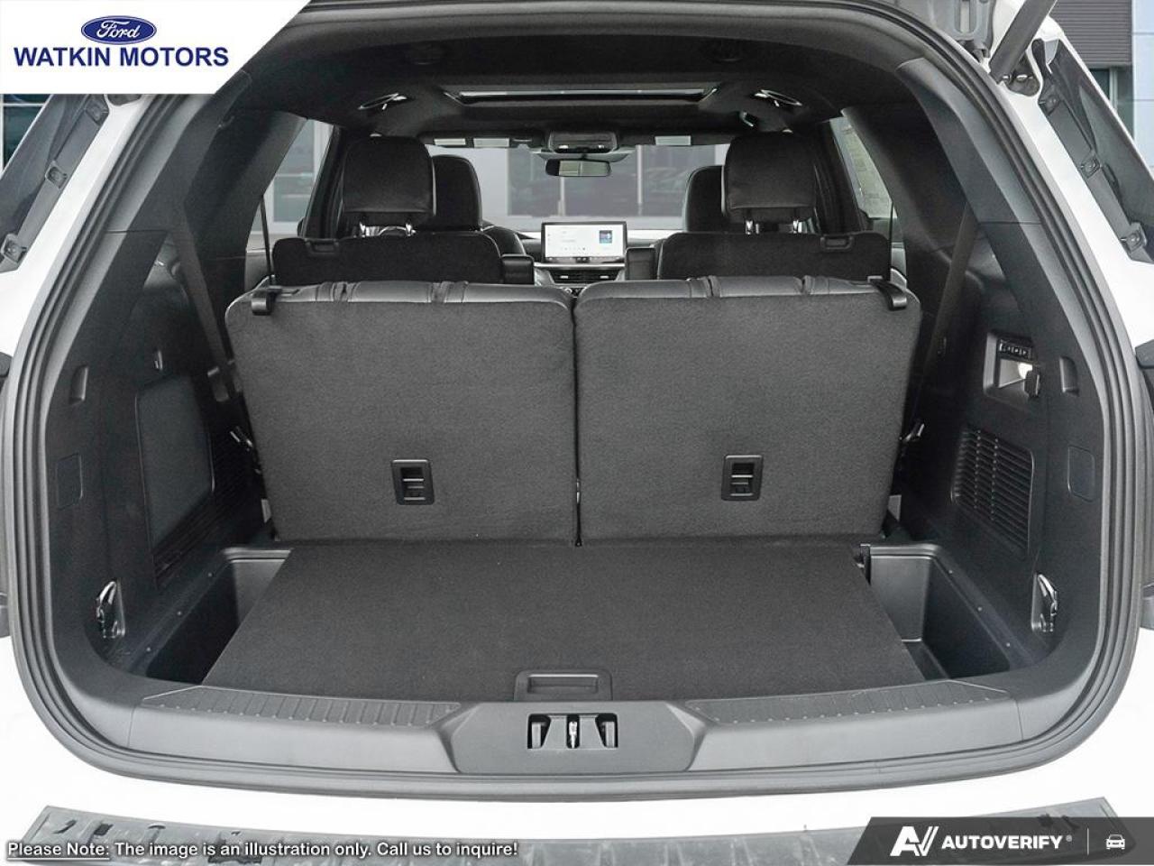 2025 Ford Explorer ST-Line Photo6