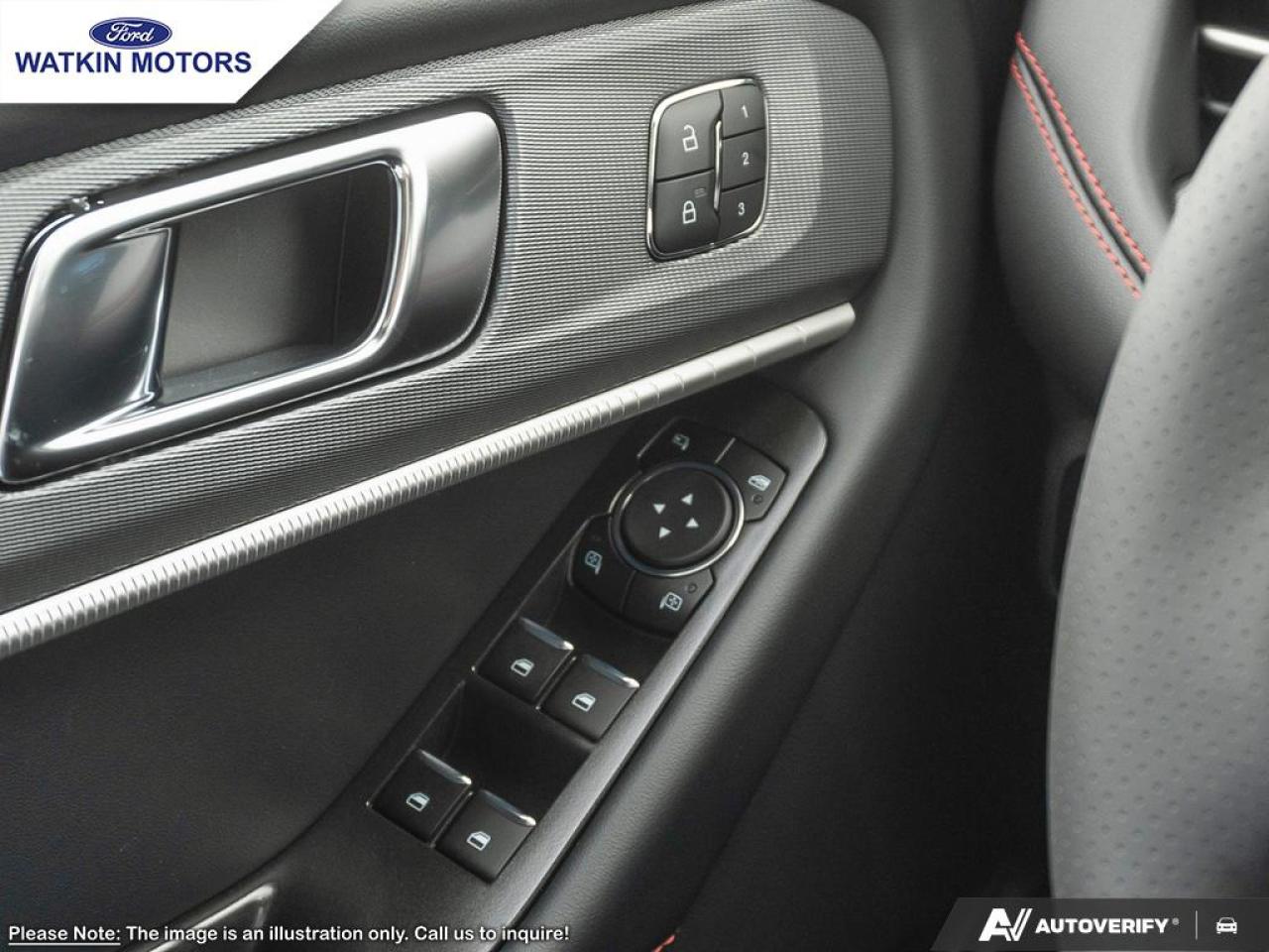 2025 Ford Explorer ST-Line Photo14