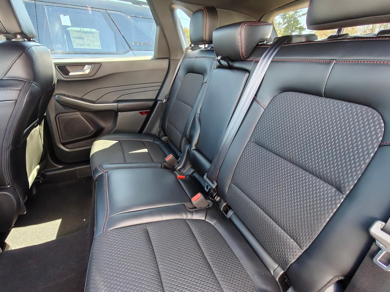 2026 Ford Escape ST-Line AWD Photo