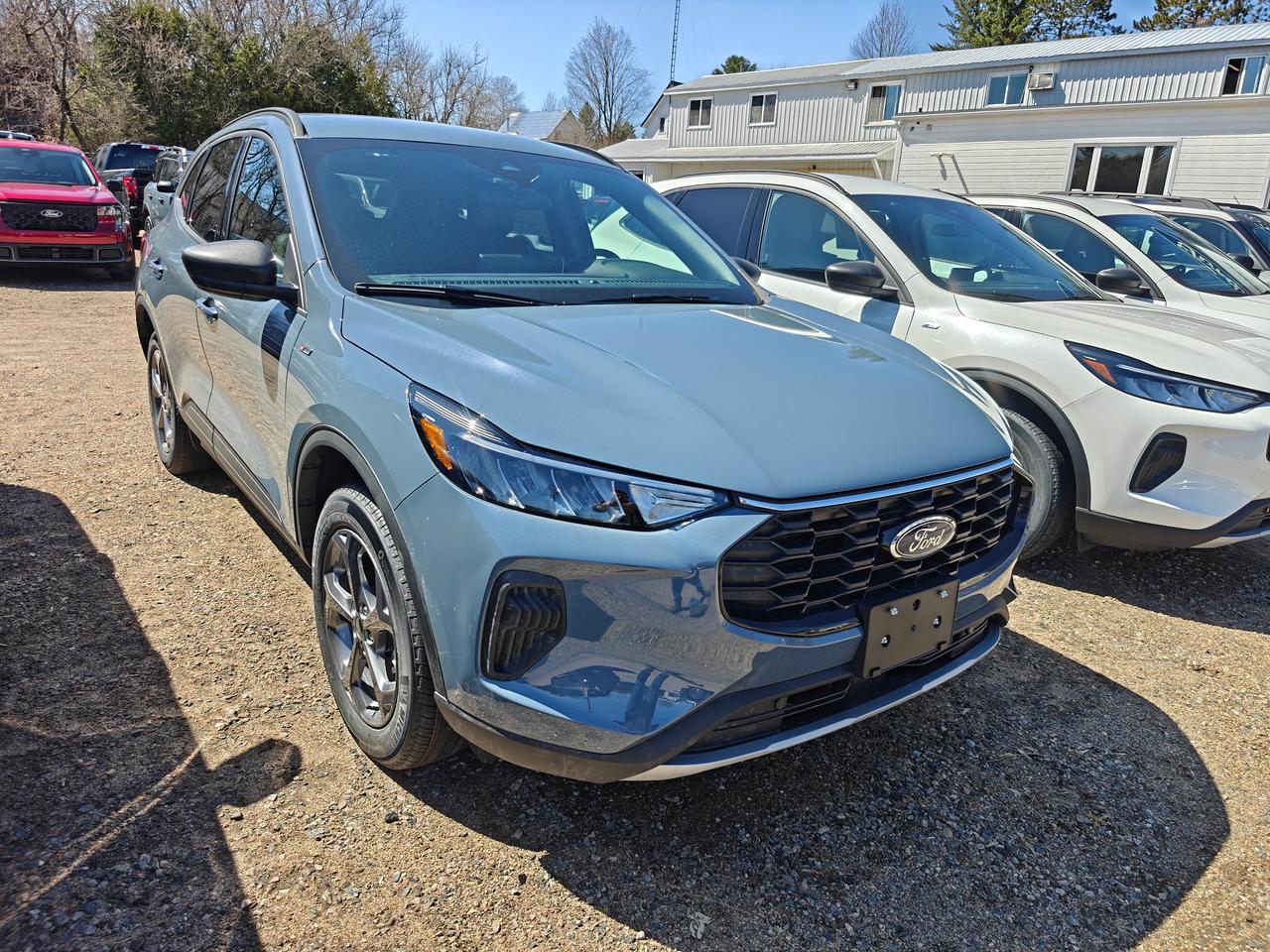 2026 Ford Escape ST-Line AWD Photo