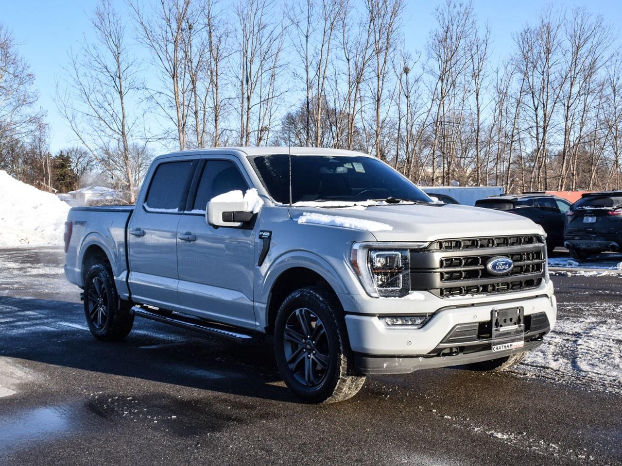 2023 Ford F-150 Lariat 4WD SuperCrew 5.5' Box Photo4