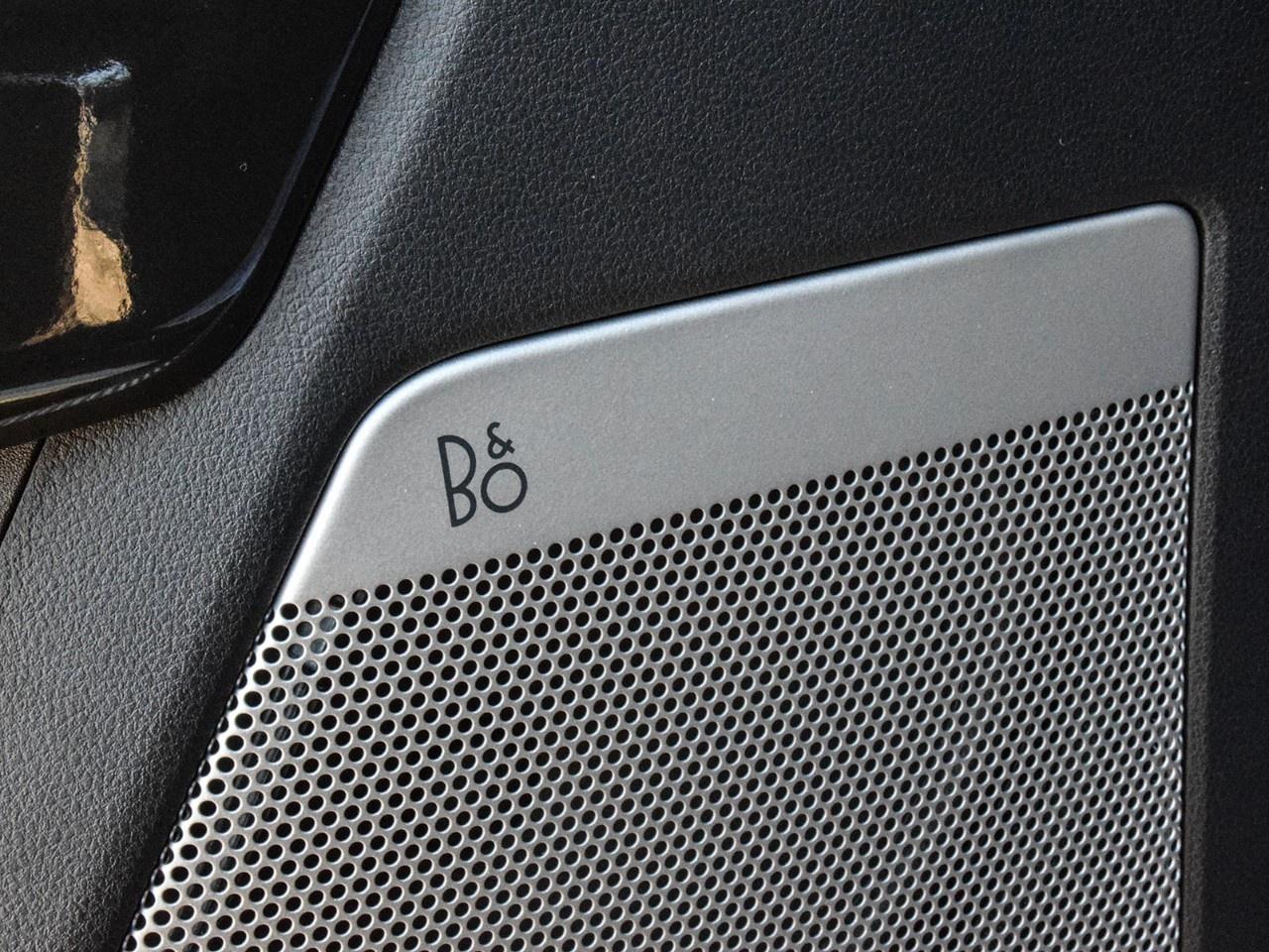 2023 Ford F-150 Lariat 4WD SuperCrew 5.5' Box Photo