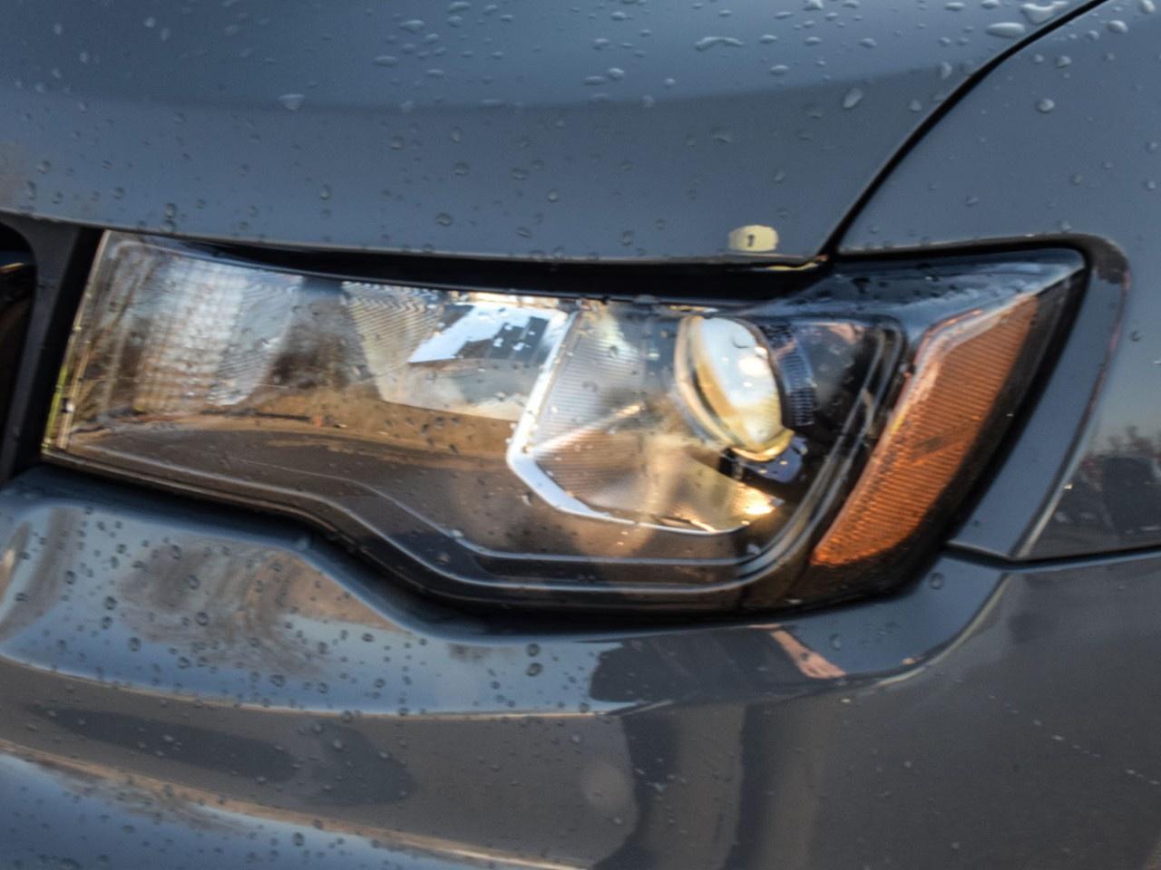 2021 Jeep Grand Cherokee ALTITUDE 4X4 Photo