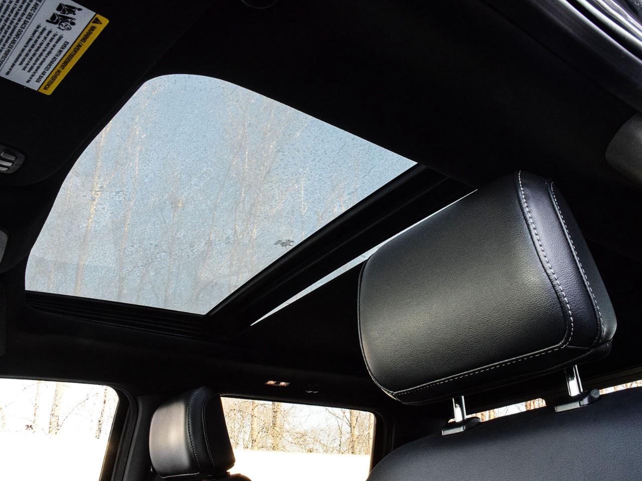 2023 Ford F-150 Lariat 4WD SuperCrew 5.5' Box Photo