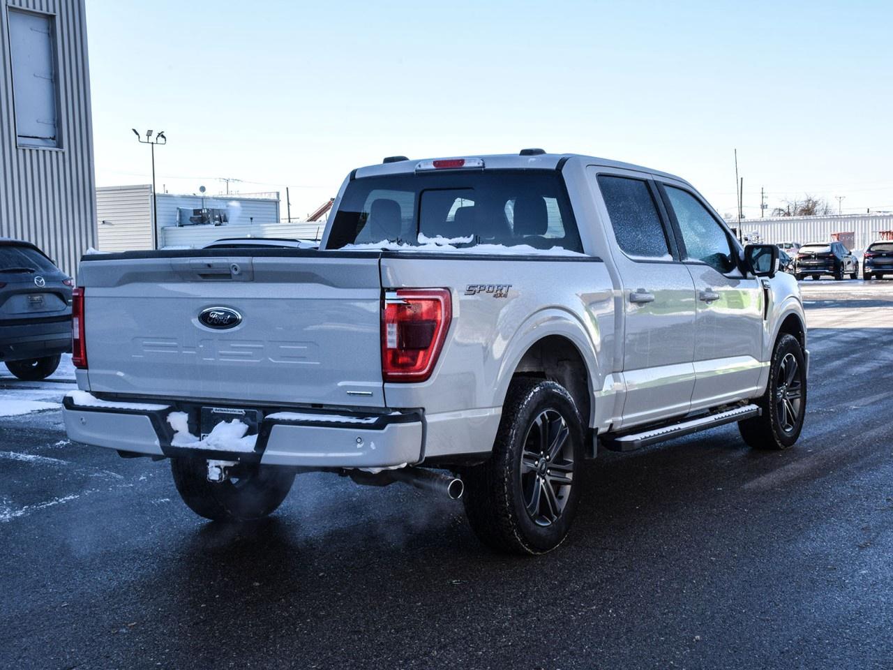 2023 Ford F-150 XLT 4WD SuperCrew 5.5' Box Photo